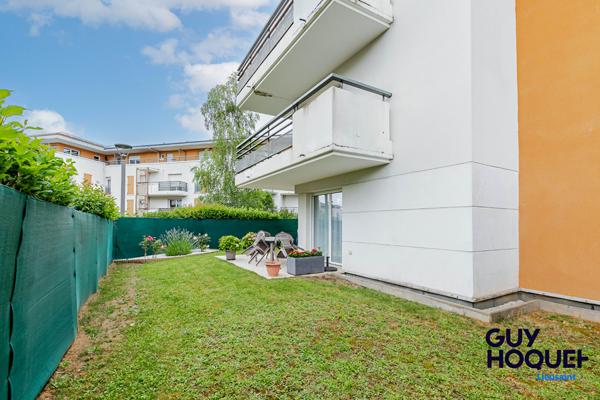 Appartement Lieusaint 3 pièce(s) avec terrasse, jardin et deux places de stationnement !