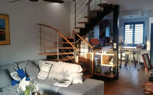 Appartement à vendre    3 pièces • 97 m2 Saint-Paul