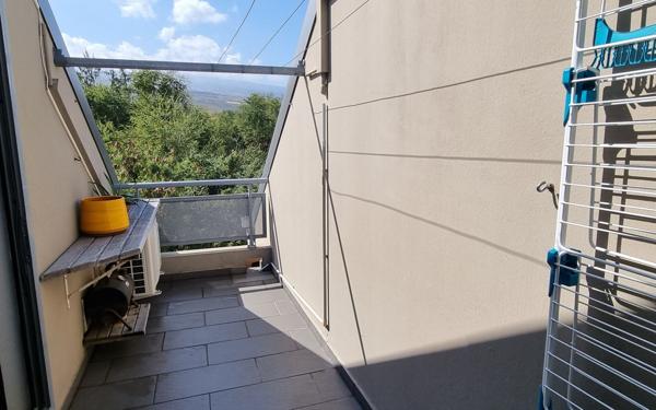 Appartement à vendre    3 pièces • 97 m2 Saint-Paul