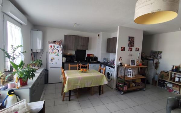 Appartement à vendre    3 pièces • 60 m2 Châteaurenard