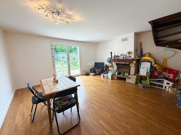 Maison Cergy 4 pièce(s) 294 900 € **  - Référence  2295