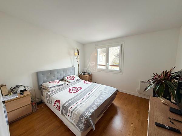 Maison Cergy 4 pièce(s) 294 900 € **  - Référence  2295