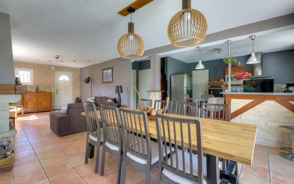 Maison à vendre    5 pièces • 134 m2 Hasparren