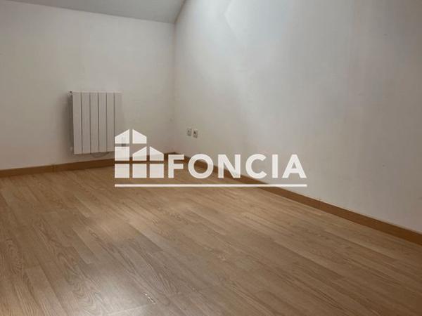 Location Maison 3 pièces 87.4 m² - 7 RUE DE LA CHAPELLE Crannes En Champagne 72540