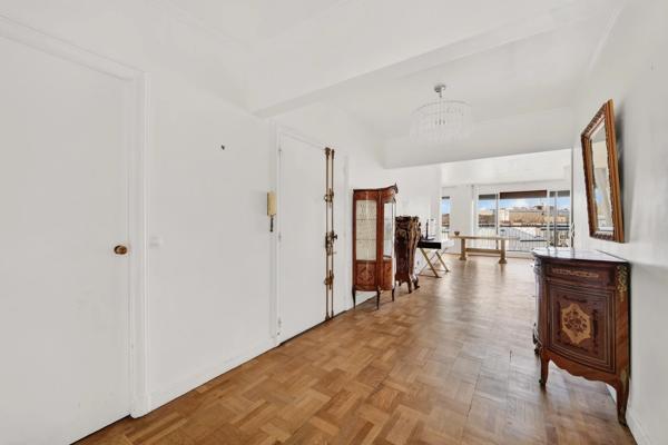 Appartement Paris 16 e - PASSY / TOUR