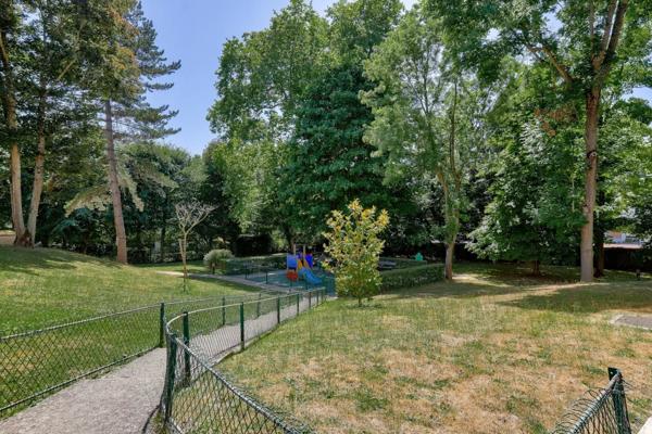 Appartement Versailles - PLACE LABOULAYE