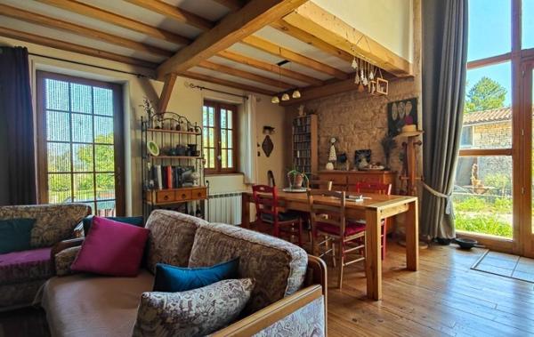 Vente Maison rénové(e) Sauze-vaussais   