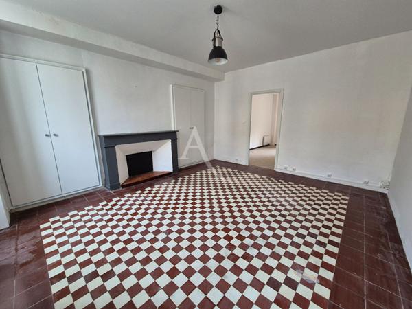 Villeneuve De Marsan