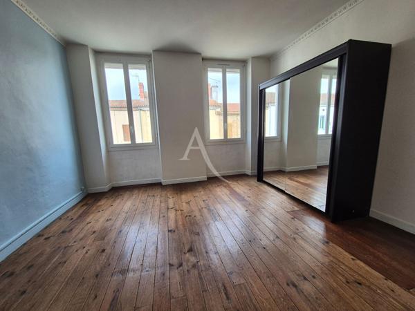 Villeneuve De Marsan