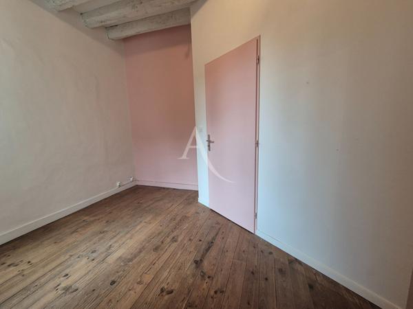 Villeneuve De Marsan