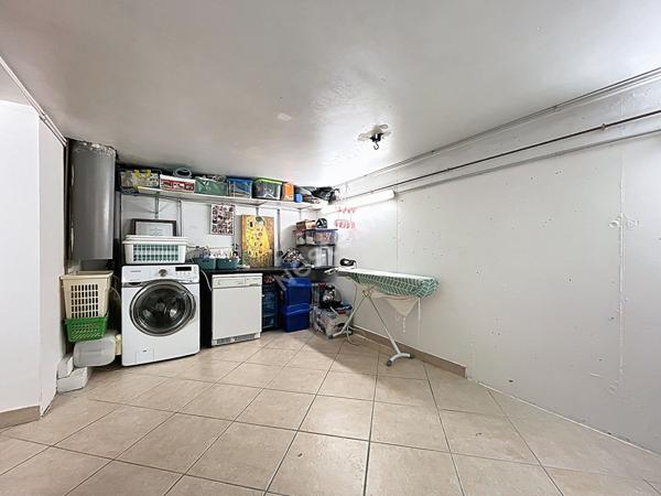 EPAGNY METZ-TESSY _ Maison individuelle de 250,67 m² avec beau jardin et piscine, à vendre