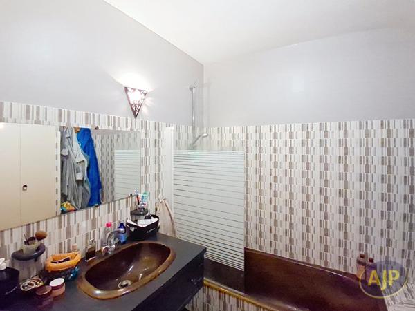 Vente maison La Roche Sur Yon : 296 800 € - AJP Immobilier La Roche-sur-Yon