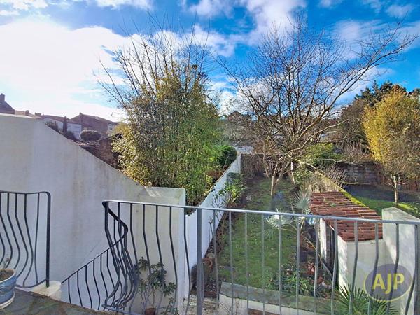 Vente maison La Roche Sur Yon : 296 800 € - AJP Immobilier La Roche-sur-Yon