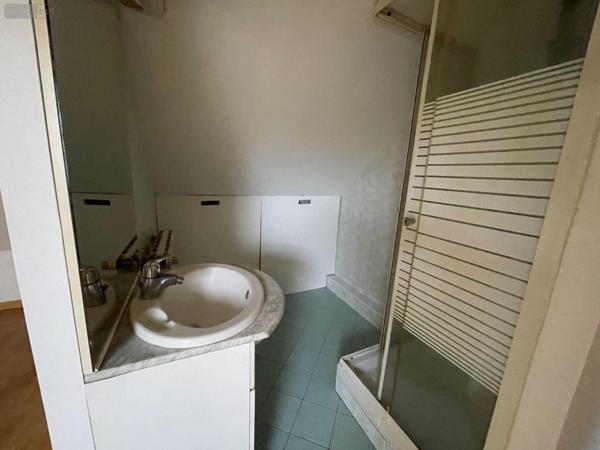 Maison à vendre à Montreuil-Poulay en Mayenne (53640), ref : 517