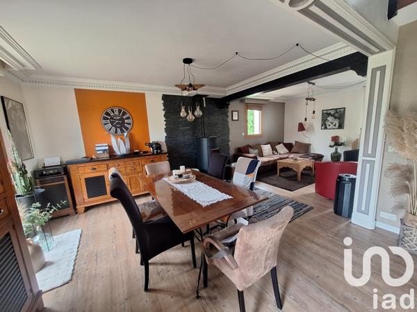 Maison 5 pièces de 120 m² à JUGON-LES-LACS (22270)