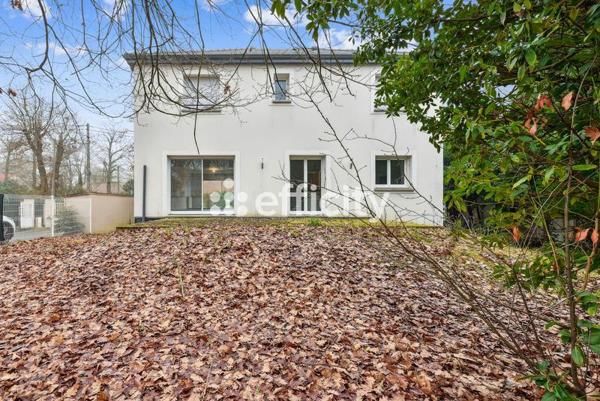 Maison 7 pièces - 177 m²