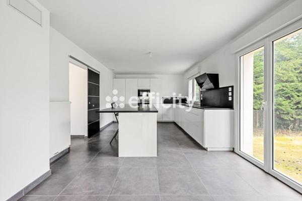 Maison 7 pièces - 177 m²