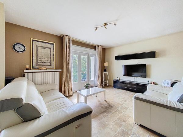 Beau plain-pied surélevé sur sous-sol complet à Gandrange !!!