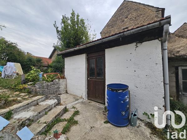 Maison à vendre 3 pièces 90 m² Sainte-Colombe-sur-Seine