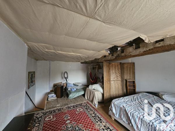 Maison à vendre 3 pièces 90 m² Sainte-Colombe-sur-Seine