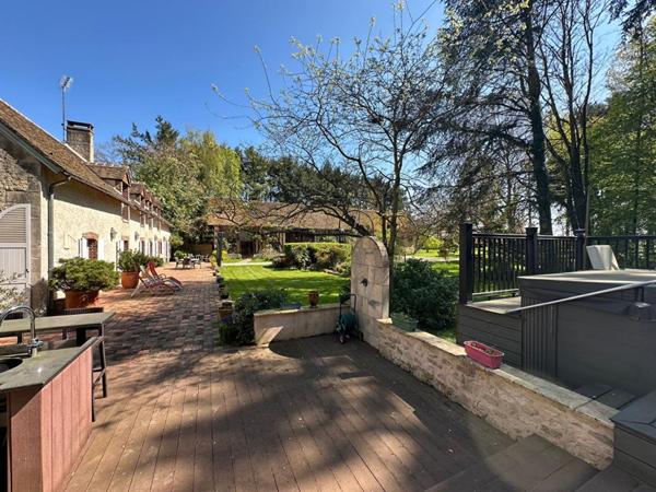 1h30 de PARIS - SPACIEUSE PROPRIETE, DEPENDANCE, SPA et JACUZZI - MAGNIFIQUE PARC de 7000 m2 environ