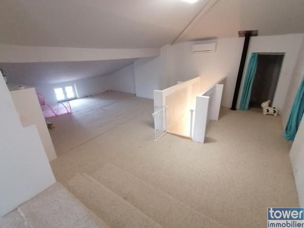 Maison à 5 minutes de Montech 242 m² - 5 chambres - terrain de 2800 m² - Piscine