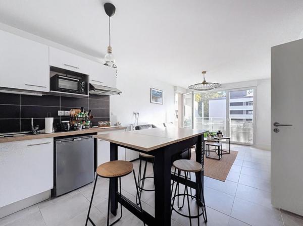 A VENDRE - TOULOUSE quartier Montaudran - Appartement 2 pièces 44m² avec balcon et parking en sous-sol