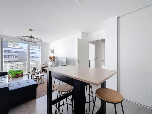 A VENDRE - TOULOUSE quartier Montaudran - Appartement 2 pièces 44m² avec balcon et parking en sous-sol