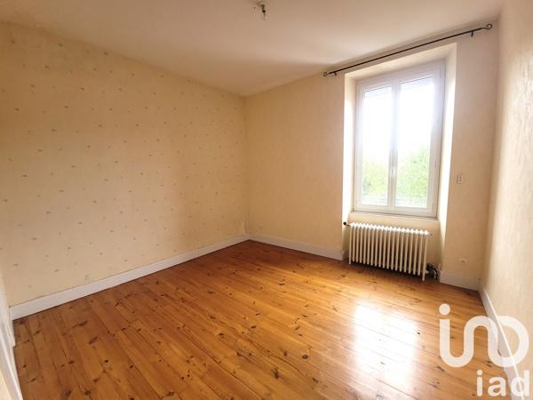 House for sale 4 rooms 97 m² Néronde