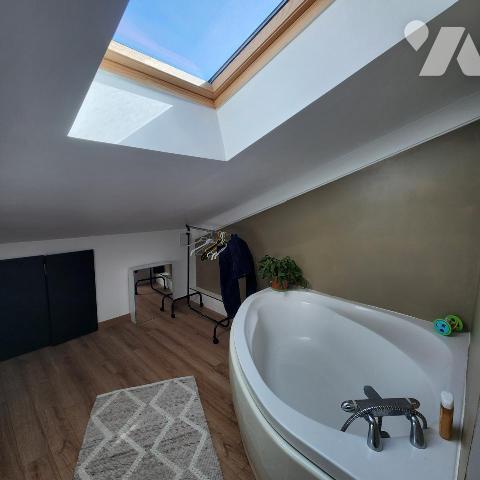 Et si c'était elle?! A La Ferté-Bernard dans un lotissement calme