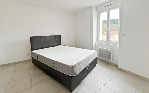 Appartement à louer    2 pièces • 40,02 m2 Les Pennes-Mirabeau