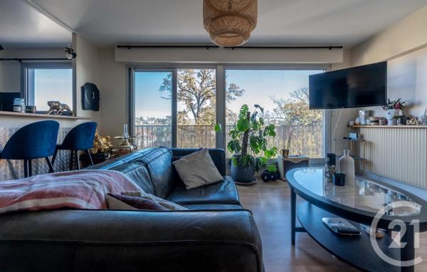 Appartement F3 à vendre  3 pièces - 64,67 m2 ST MAUR DES FOSSES - 94