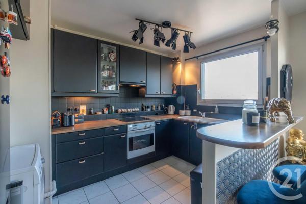 Appartement F3 à vendre  3 pièces - 64,67 m2 ST MAUR DES FOSSES - 94