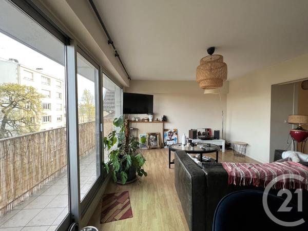Appartement F3 à vendre  3 pièces - 64,67 m2 ST MAUR DES FOSSES - 94