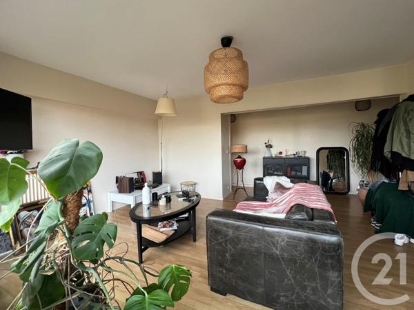 Appartement F3 à vendre  3 pièces - 64,67 m2 ST MAUR DES FOSSES - 94