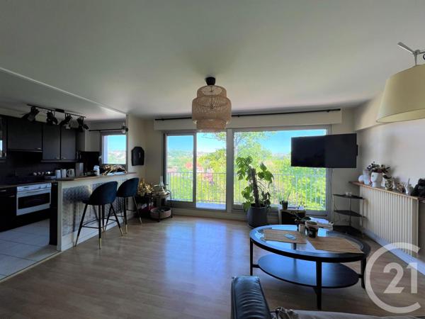 Appartement F3 à vendre  3 pièces - 64,67 m2 ST MAUR DES FOSSES - 94