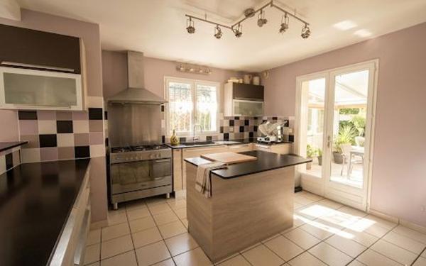 Maison à vendre    4 pièces • 144,25 m2 Ornex