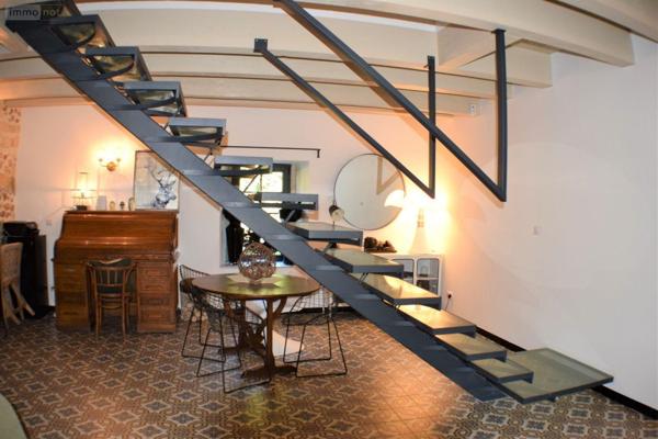 Propriété agricole à vendre à Arles dans les Bouches-du-Rhône (13280), ref : 075/140   
RAPHELE LES ARLES
