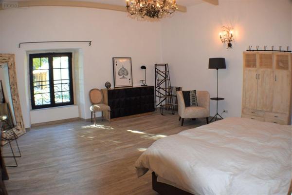 Propriété agricole à vendre à Arles dans les Bouches-du-Rhône (13280), ref : 075/140   
RAPHELE LES ARLES