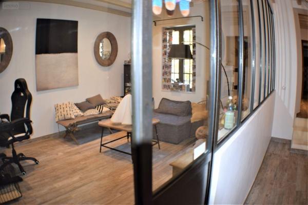 Propriété agricole à vendre à Arles dans les Bouches-du-Rhône (13280), ref : 075/140   
RAPHELE LES ARLES