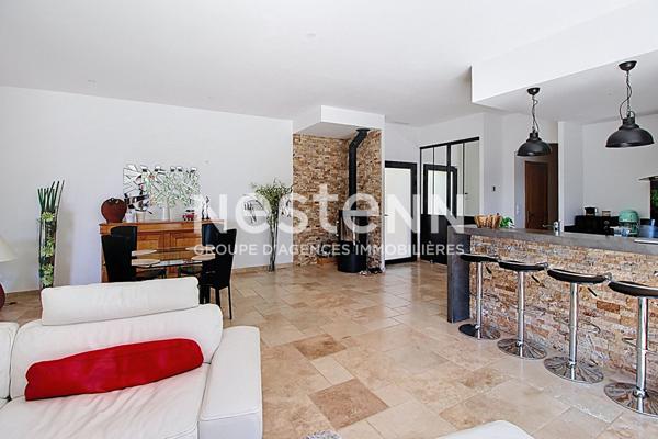 Maison Lorgues 4 pièces 113 m2 + piscine + sous sol 133 m2 sur un terrain de 1631m²