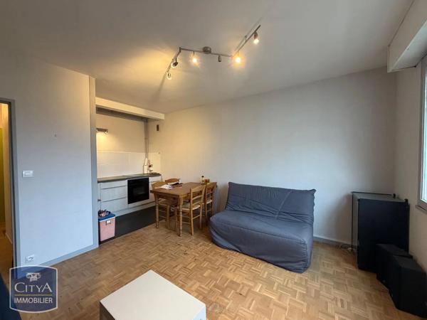 Appartement à louer 1 pièce 29.9m²