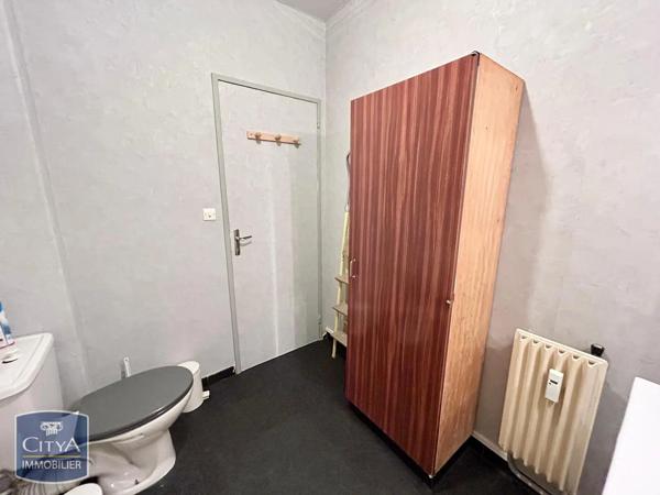 Appartement à louer 1 pièce 29.9m² Le Mans (72000)