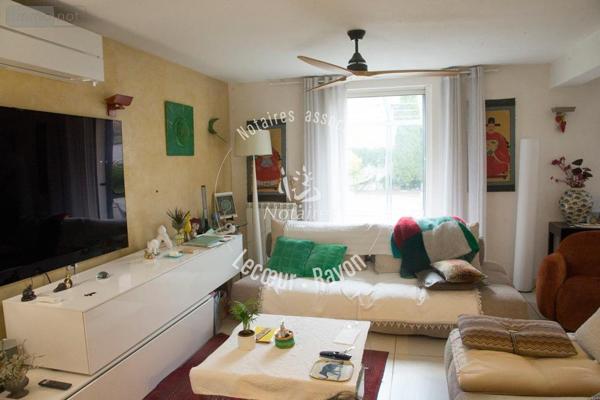 Maison à vendre à Milhaud dans le Gard (30540), ref : 92076-122