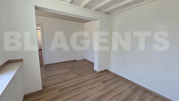 Maison avec jardin arboré et double garage – Castres Ouest
