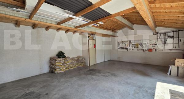 Maison avec jardin arboré et double garage – Castres Ouest