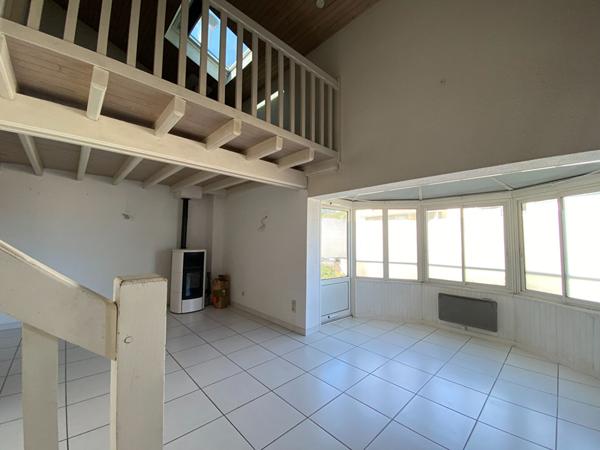 A vendre Appartement T4 3 chambres Mont De Marsan centre ville dépendance balcons