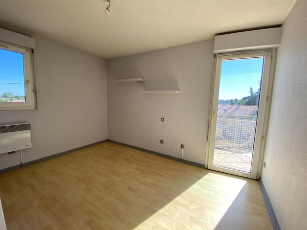 A vendre Appartement T4 3 chambres Mont De Marsan centre ville dépendance balcons