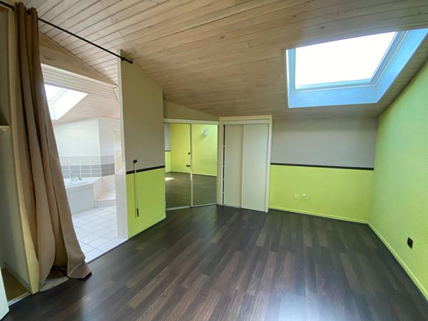 A vendre Appartement T4 3 chambres Mont De Marsan centre ville dépendance balcons