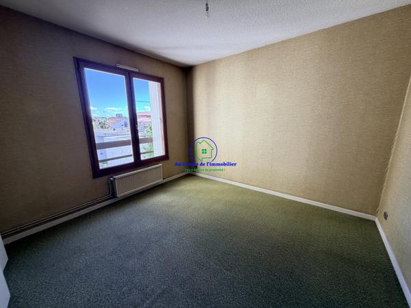 Appartement T3 avec exterieur et garage